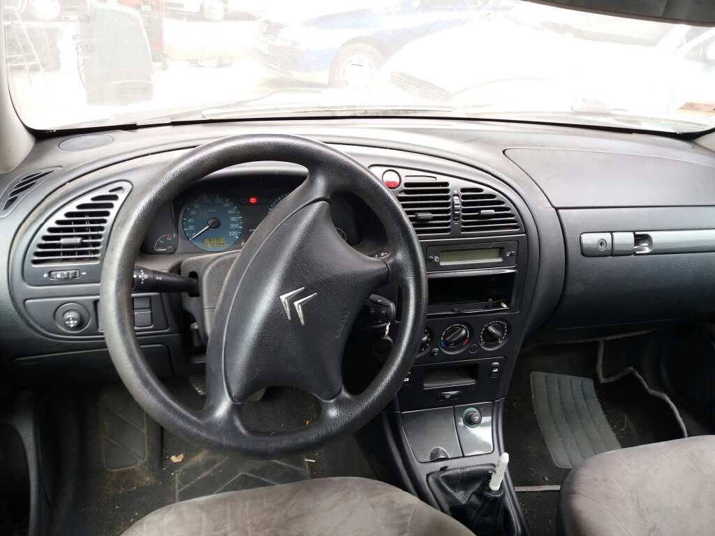 CITROËN Xsara 1 generation (1997-2004) Front Right Wheel Hub 364754 20189394