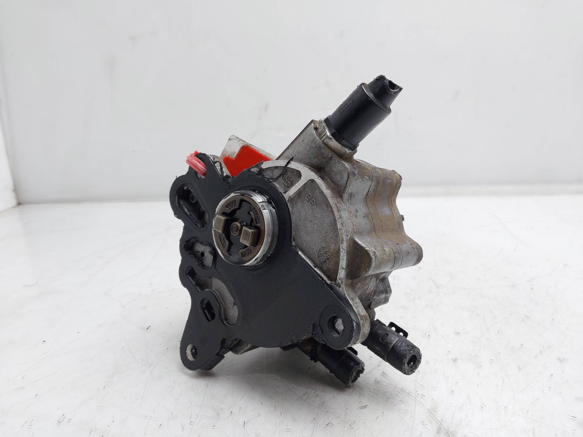 VOLKSWAGEN Golf 5 generation (2003-2009) Vacuum Pump 03G145209 25425375