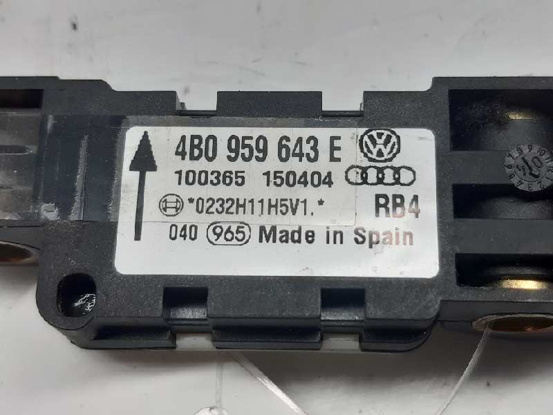 AUDI A3 8P (2003-2013) Other part 4B0959643E 24955652