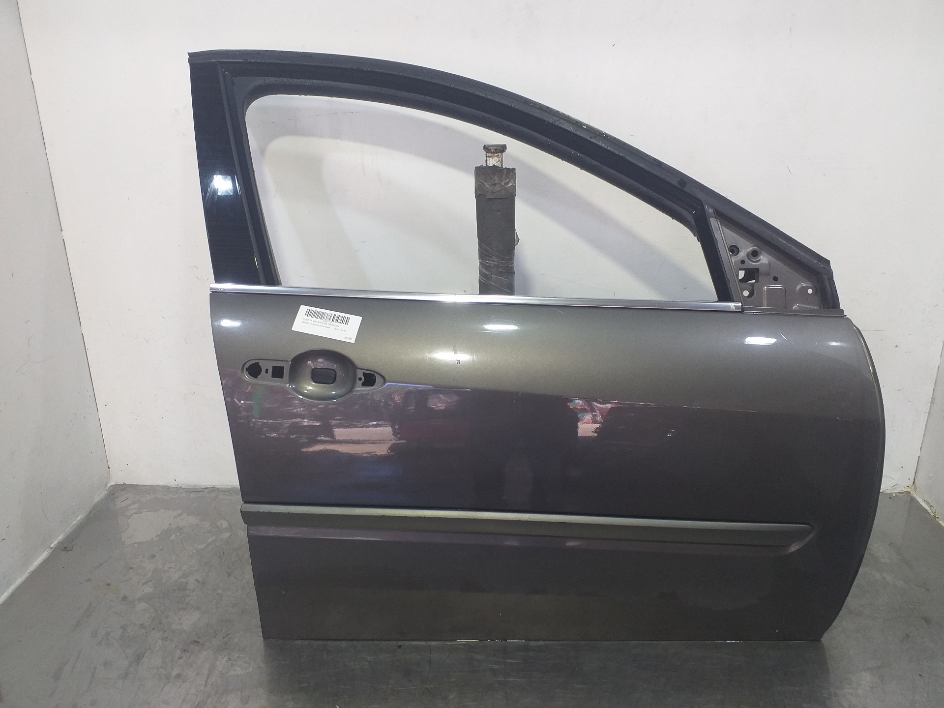 CITROËN Laguna 3 generation (2007-2015) Front Right Door 821000022R 24769155