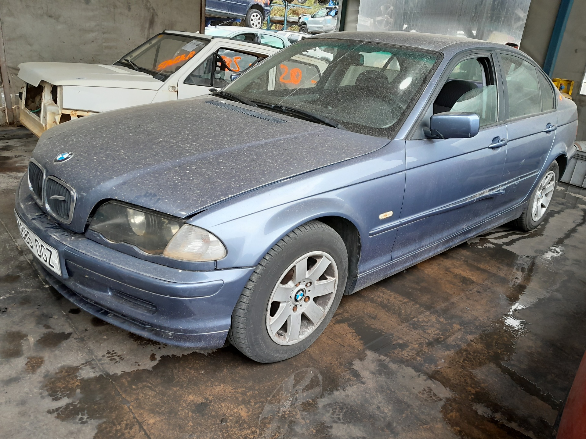 BMW 3 Series E46 (1997-2006) Priekšējais labais spārns 41358240406 22463674