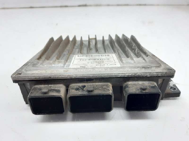 RENAULT Megane 2 generation (2002-2012) Motora vadības bloks 8200334419 18526126