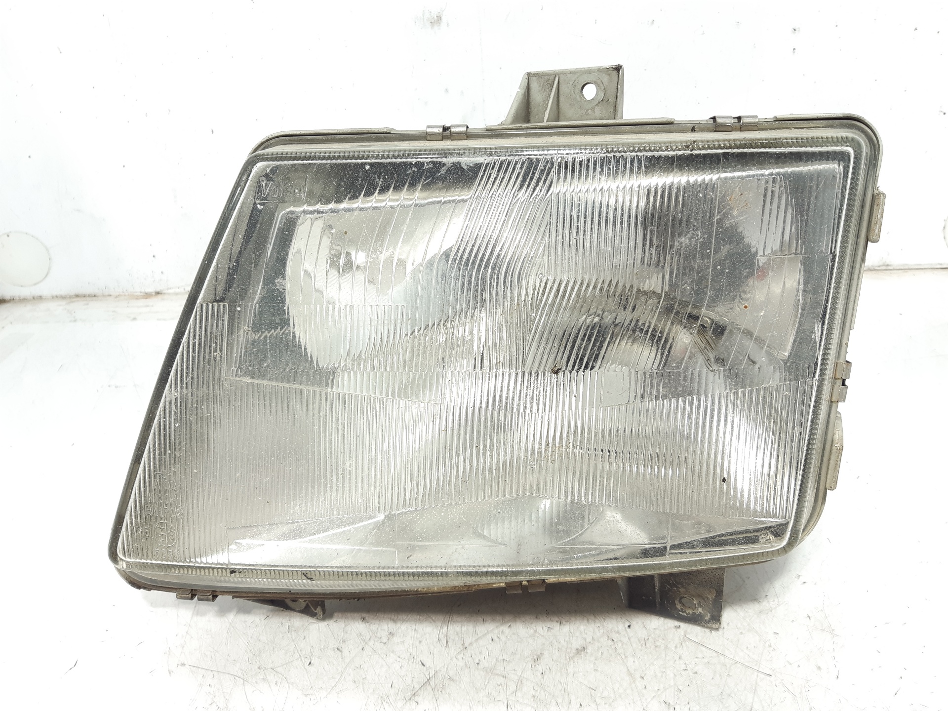 MERCEDES-BENZ Vito W638 (1996-2003) Front venstre frontlykt 6388200061 24932385