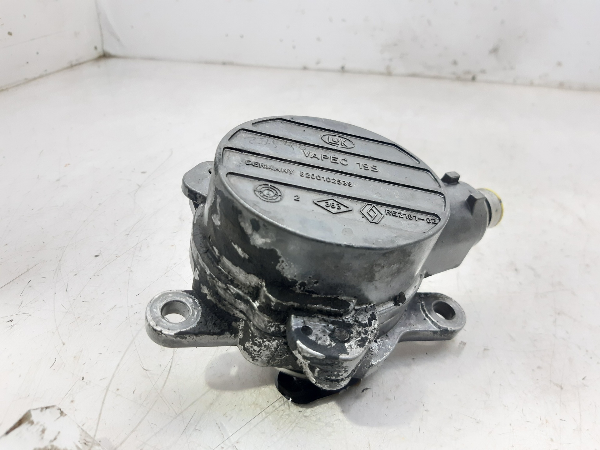 RENAULT Laguna 2 generation (2001-2007) Tyhjiöpumppu 8200102535B 24983074