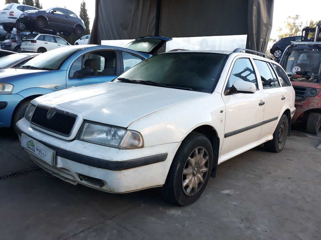 SKODA Octavia 1 generation (1996-2010) Kitos variklio skyriaus detalės 038115389B 18431280