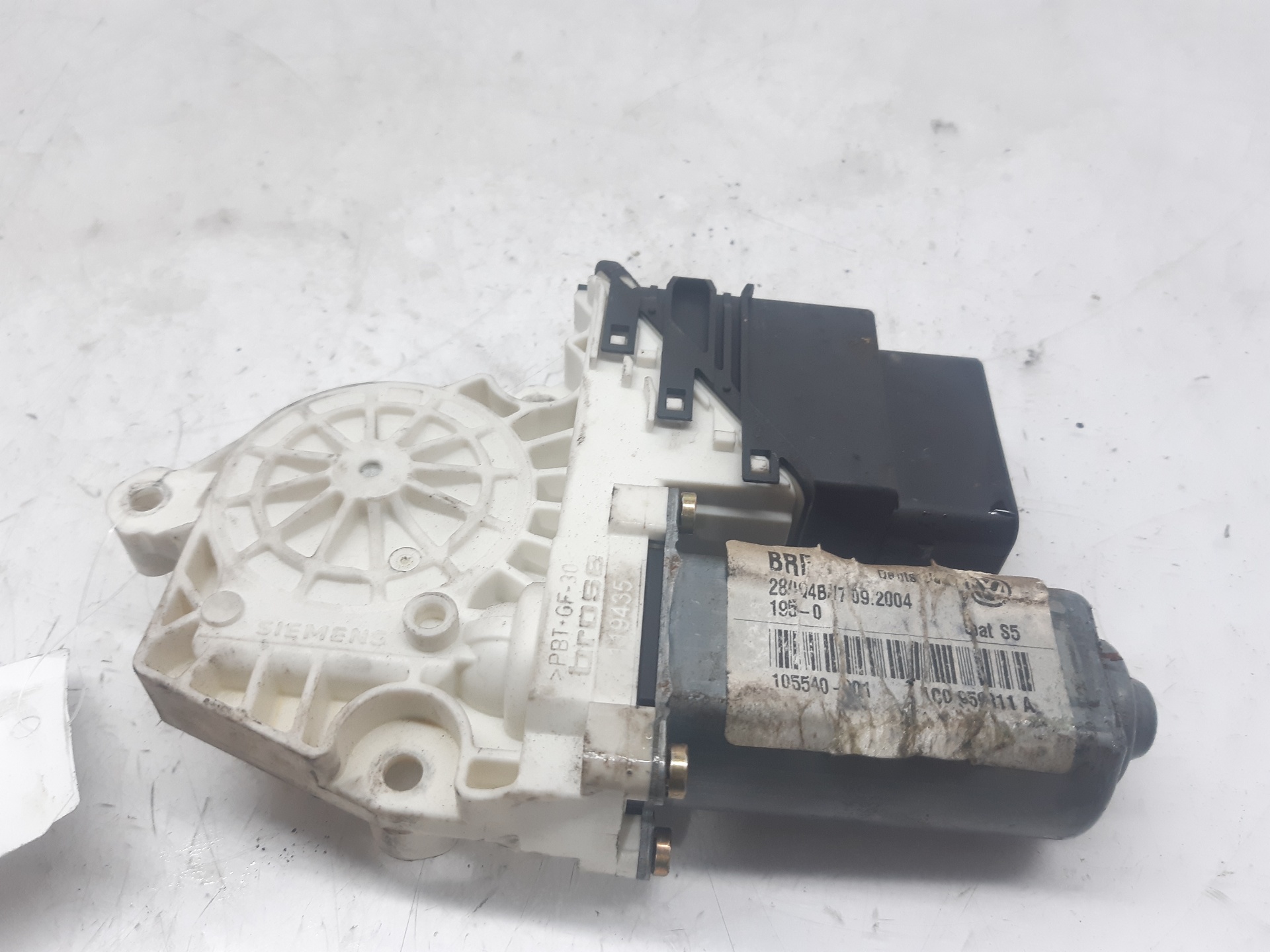 SEAT Leon 1 generation (1999-2005) Rear Left Door Window Control Motor 1J4959811CFKZ 18665331