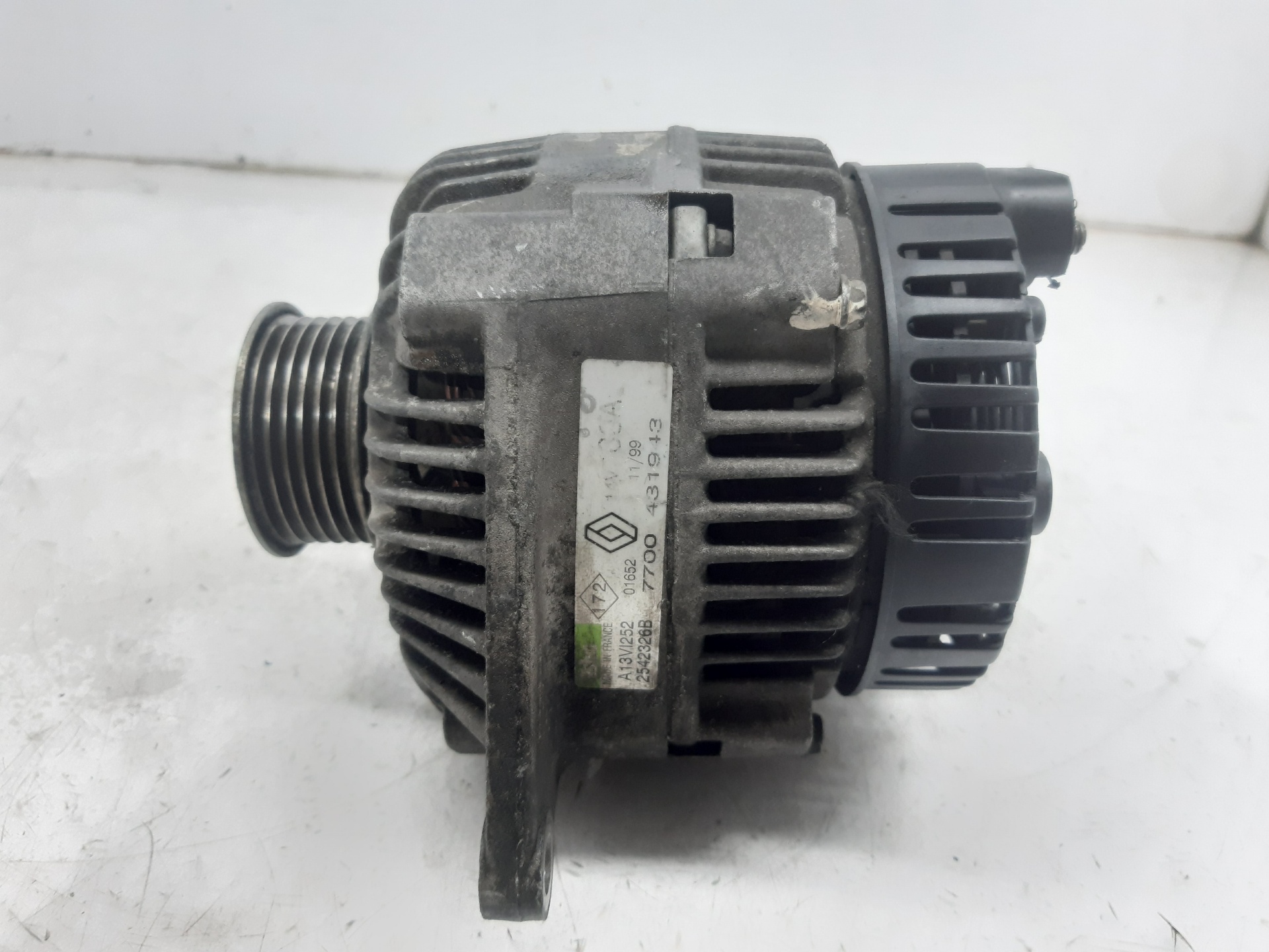 RENAULT Megane 2 generation (2002-2012) Alternator 7700431943 18662519