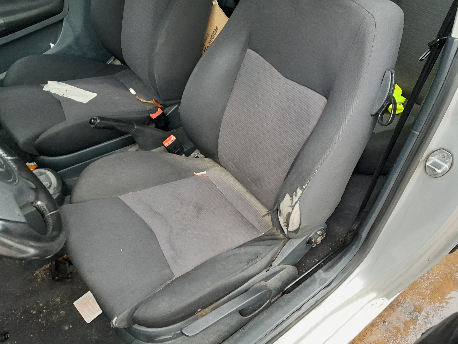 SEAT Ibiza 3 generation (2002-2008) Stūres pastiprinātāja sūknis 6Q0423156M 25279282