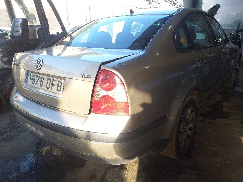 VOLKSWAGEN Passat B5 (1996-2005) Наружная ручка передней правой двери 3B0837207G 22043600