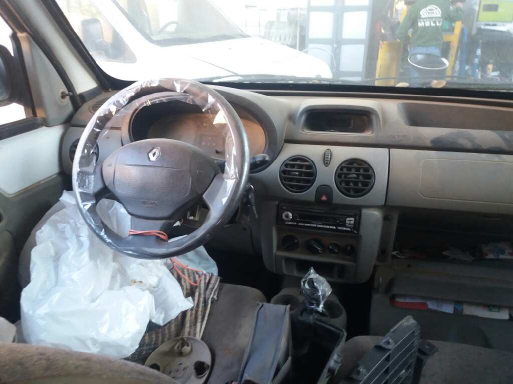 RENAULT Kangoo 1 generation (1998-2009) Labais aizmugures iekšējais atvēršanas rokturis 7700303503 24129614