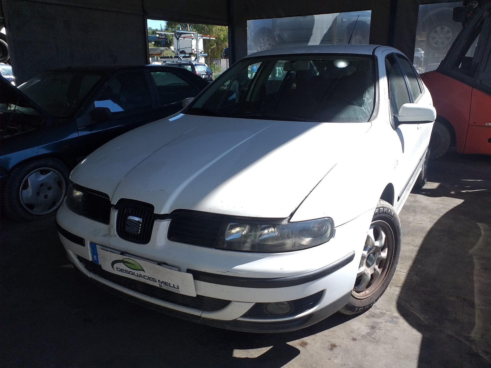 SEAT Toledo 2 generation (1999-2006) Galinių dešinių durų stiklo pakelėjas 1M0839730F 18743639