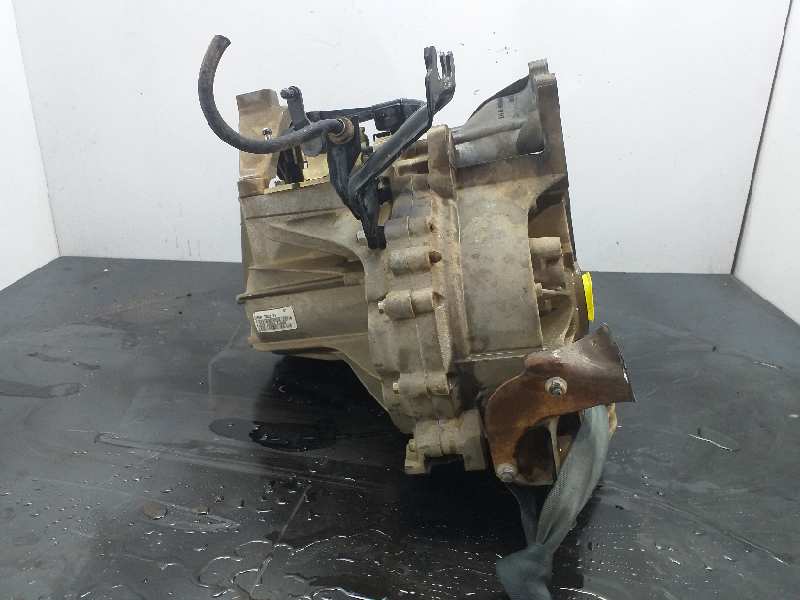 FORD Focus 2 generation (2004-2011) Gearbox 3M5R7002YF 18576881