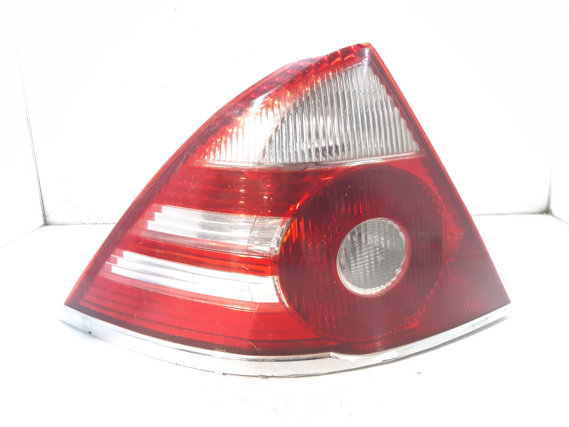 FORD Mondeo 3 generation (2000-2007) Rear Left Taillight 3S7113405A 22285247