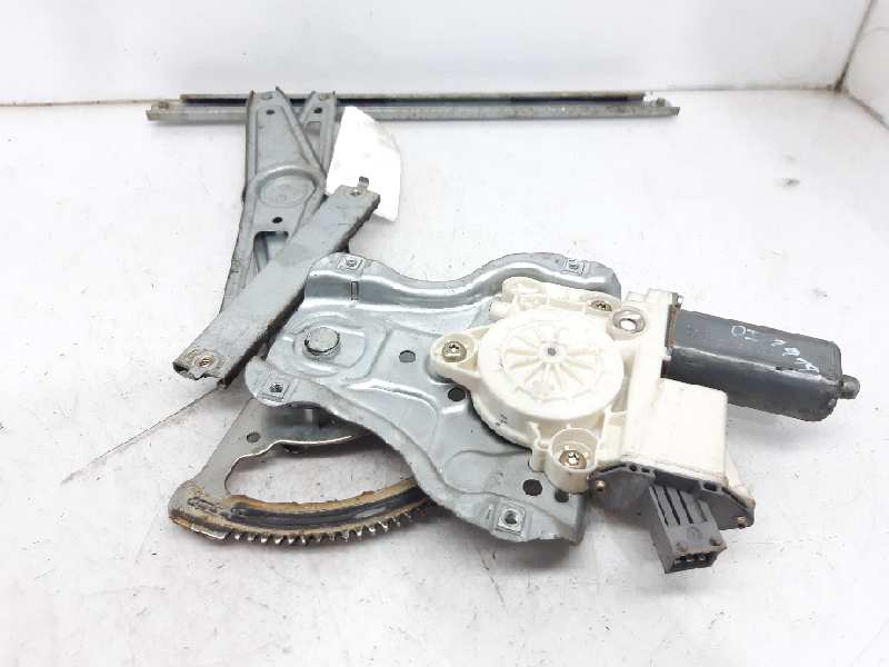 TOYOTA Avensis 2 generation (2002-2009) Front Left Door Window Regulator 6982005050 18448516