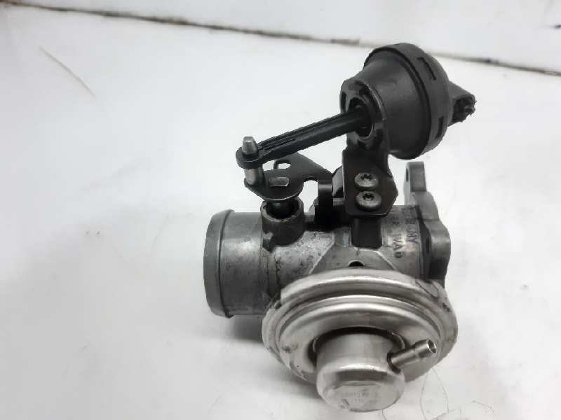 SKODA Octavia 1 generation (1996-2010) EGR Valve 038131501E 18458099