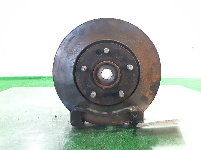 HYUNDAI i30 FD (1 generation) (2007-2012) Front Left Wheel Hub 517152H100 18572001