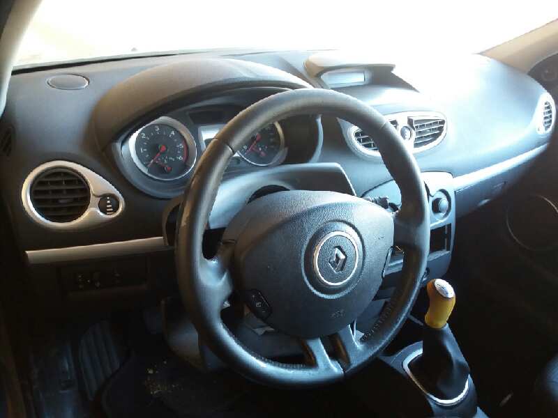 RENAULT Clio 3 generation (2005-2012)  Правая задняя внутренняя ручка открытия 310580 24883354