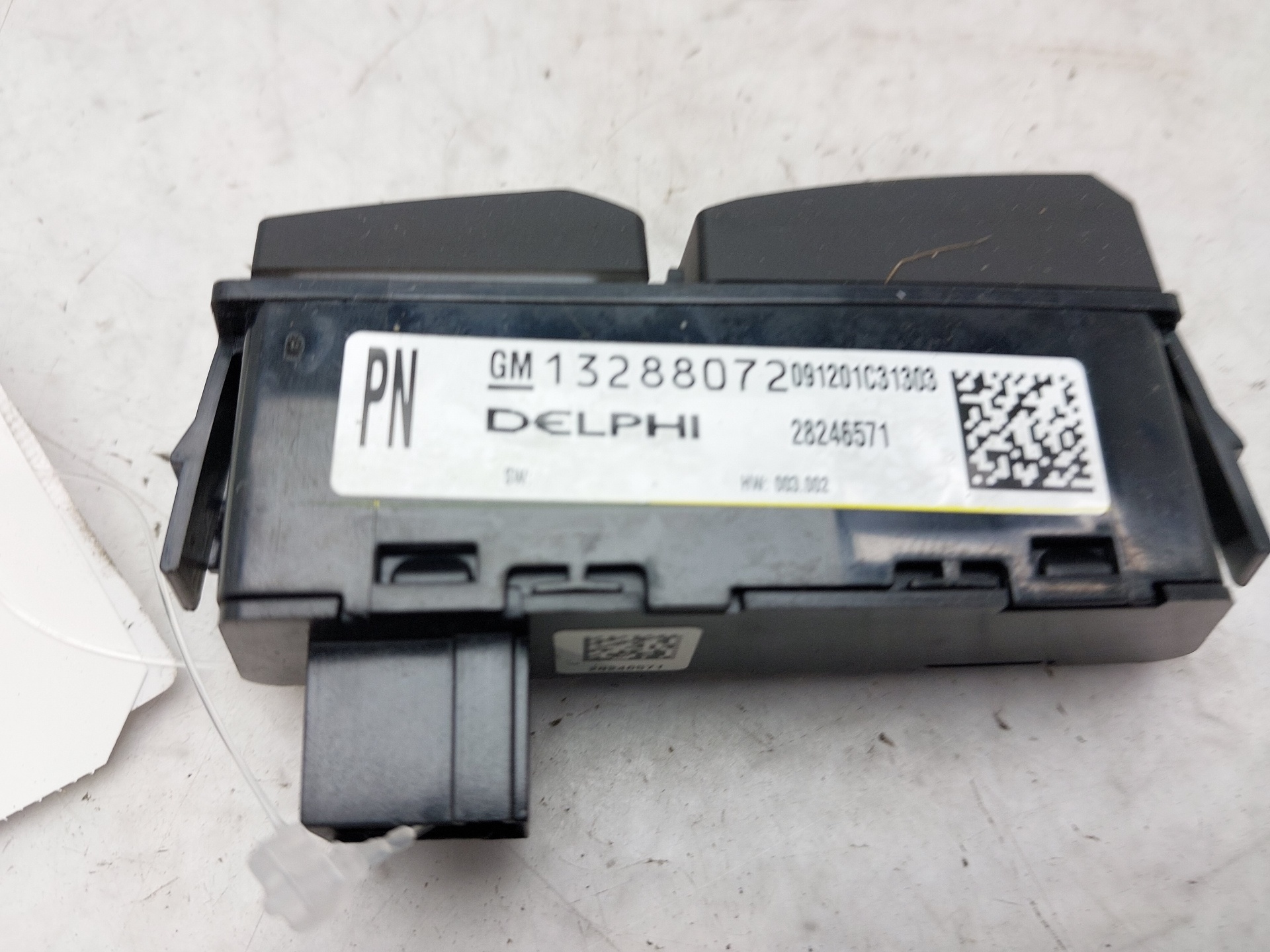 OPEL Astra J (2009-2020) Переключатель кнопок 13288072 22329949