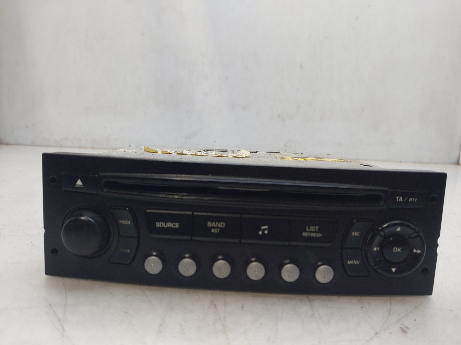 PEUGEOT 307 1 generation (2001-2008) Music Player Without GPS 9650711477 25281214