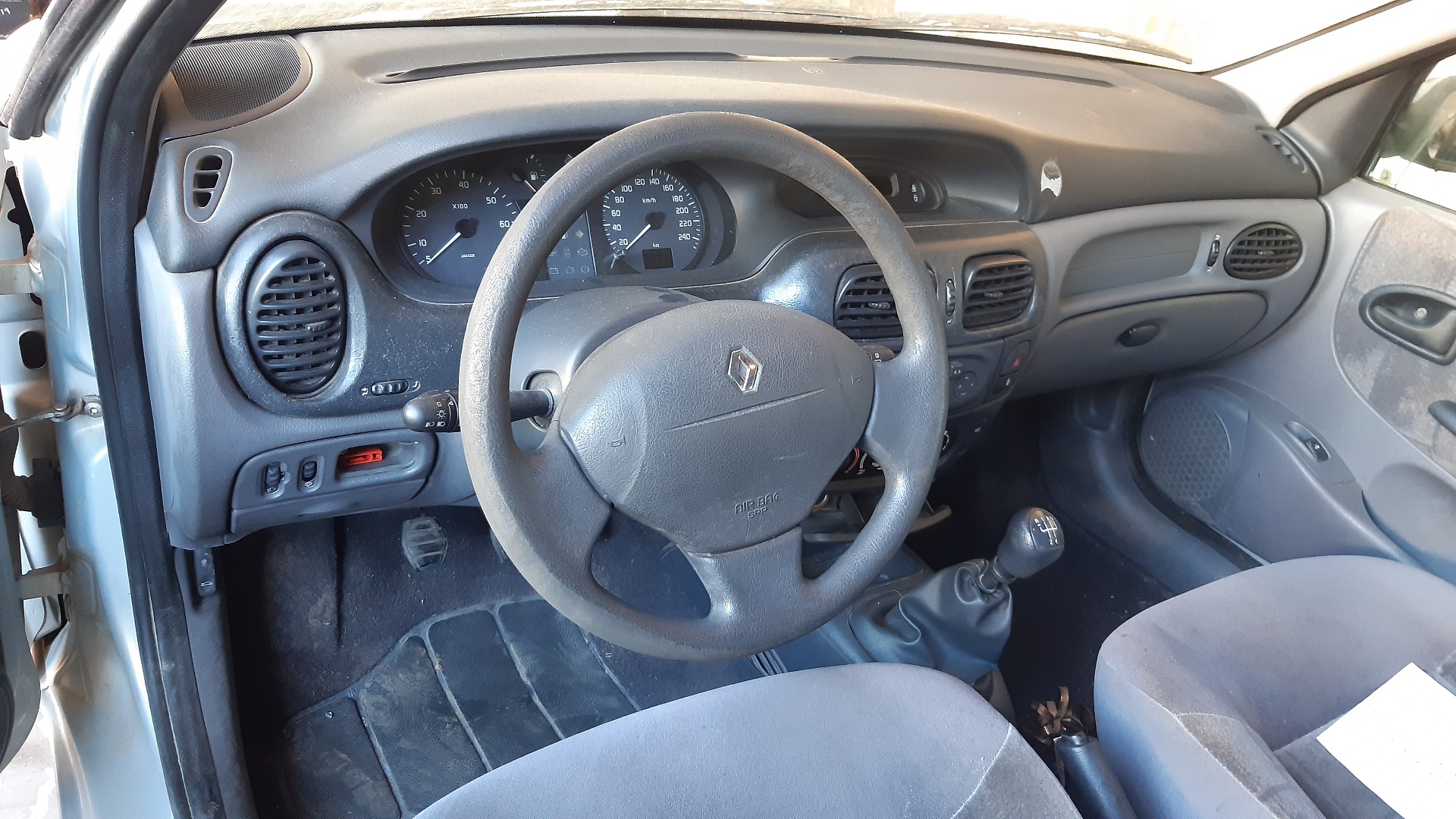 RENAULT Megane 1 generation (1995-2003) Främre höger dörrfönsterbrytare 429998K 24130397