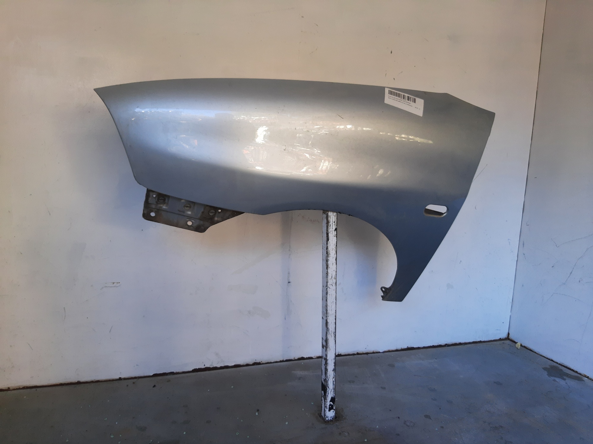 SEAT Cordoba 2 generation (1999-2009) Front Left Fender 6L0821021C 24948041