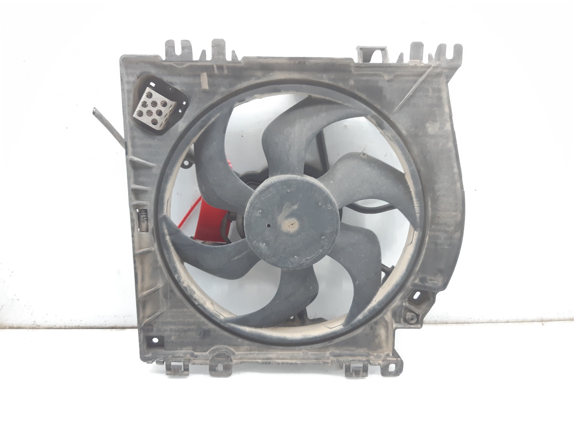 RENAULT Clio 3 generation (2005-2012) Difūzoriaus ventiliatorius 8200525991 24053584