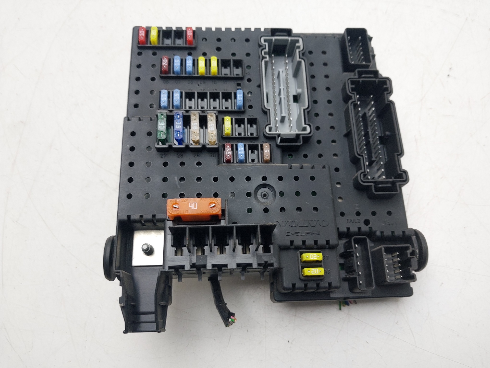 Fuse relay box D5244T4 28080156 de Volvo Xc90 i (275) 2002-2006 185 CV - pieza usada