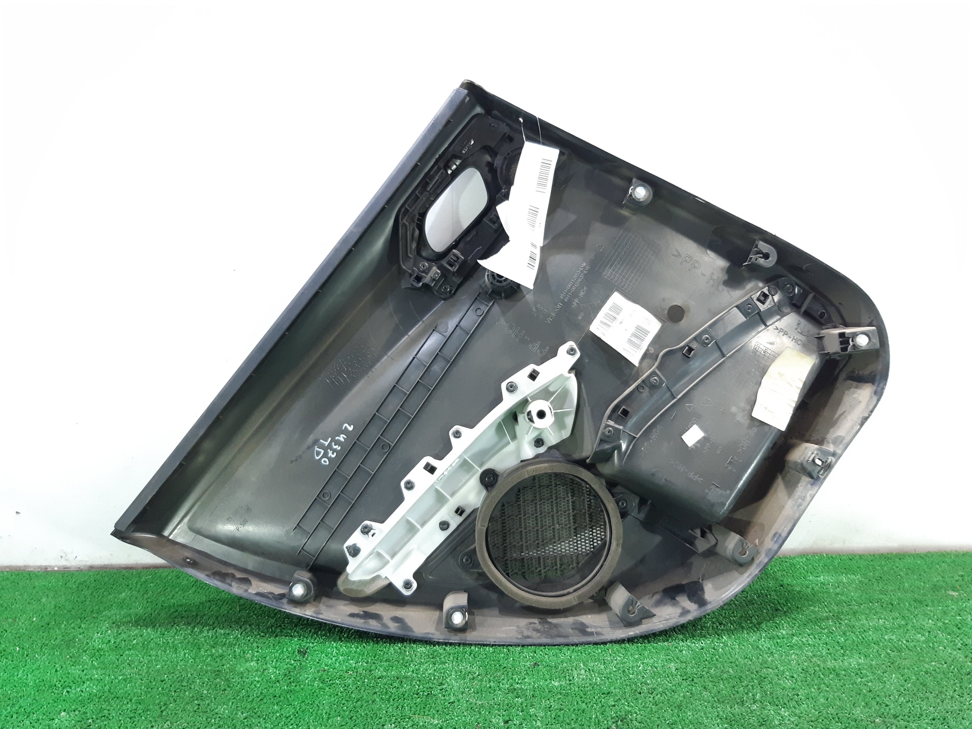 PEUGEOT 208 Peugeot 208 (2012-2015) Rear Right Door Panel 96763547ZD 18703099