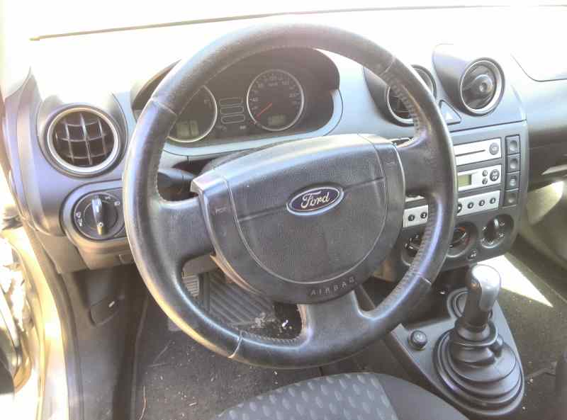 FORD Fiesta 5 generation (2001-2010) Вакуумный насос 9637413980 24904404