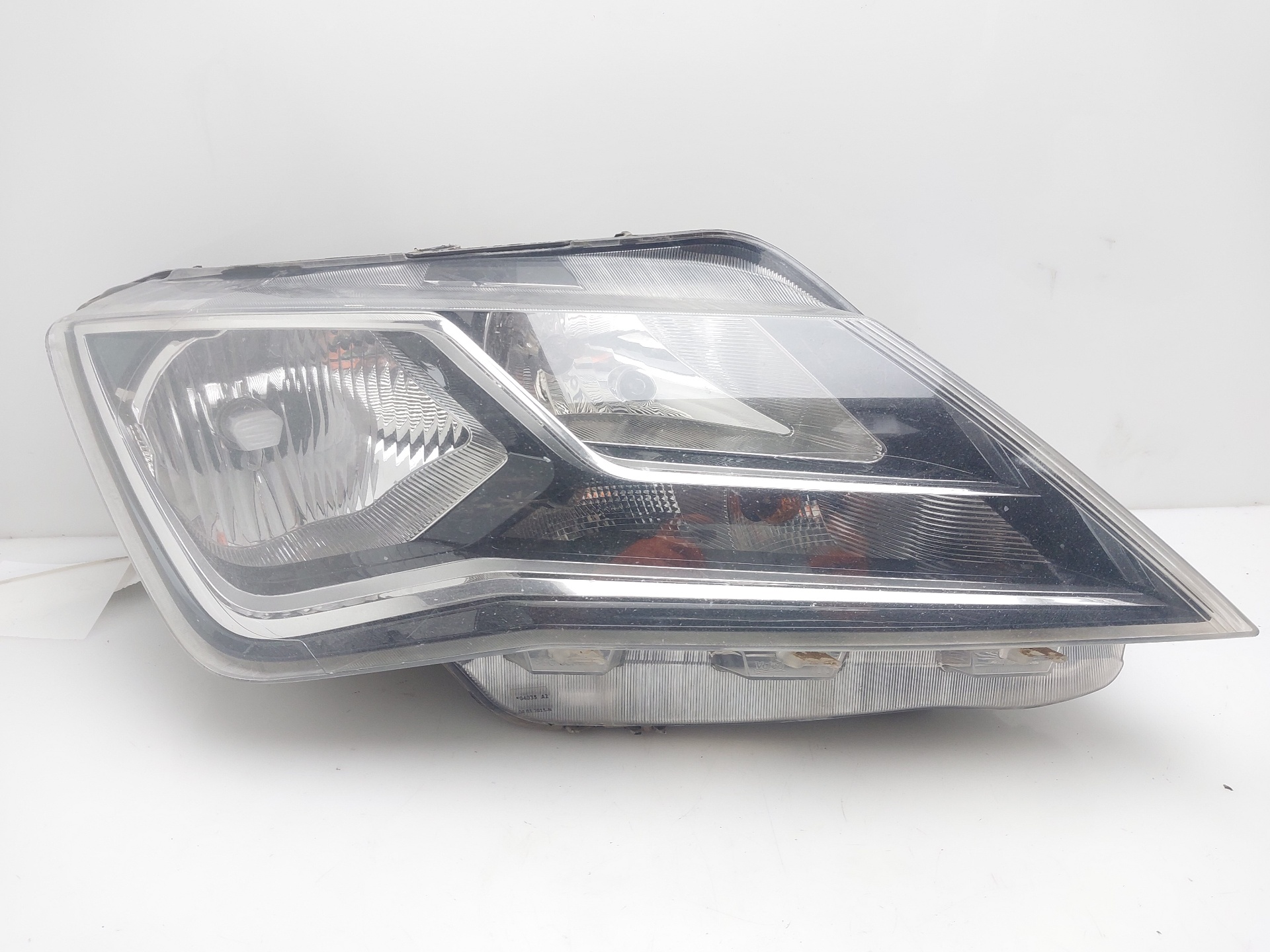 SEAT Toledo 4 generation (2012-2020) Front Right Headlight 6JB941016 25425002