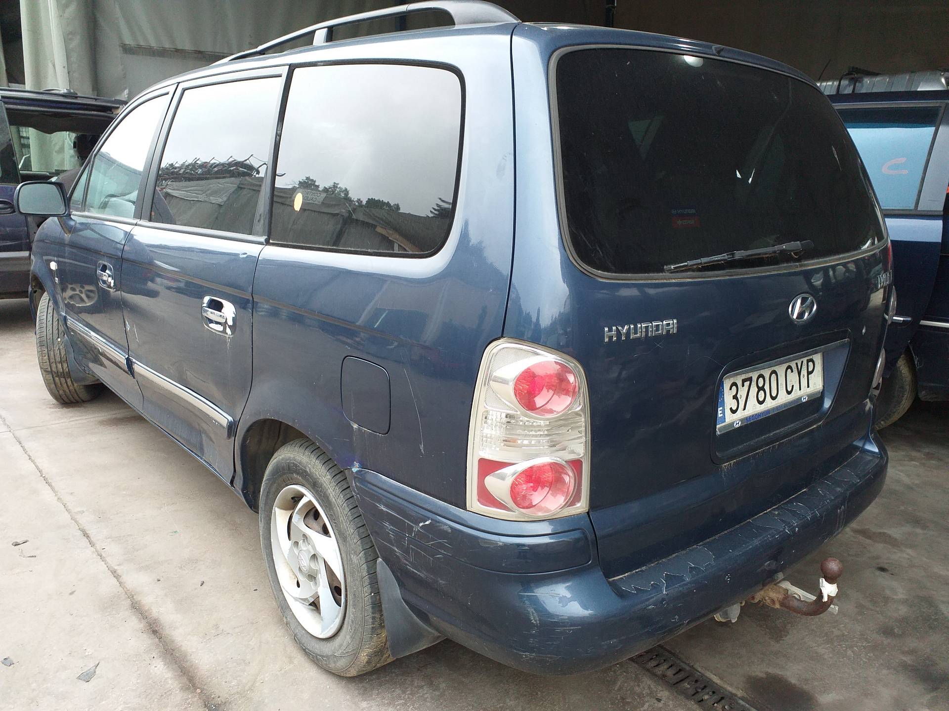 HYUNDAI Trajet 1 generation (2000-2007) Полуось передняя правая 495013A100 18623639