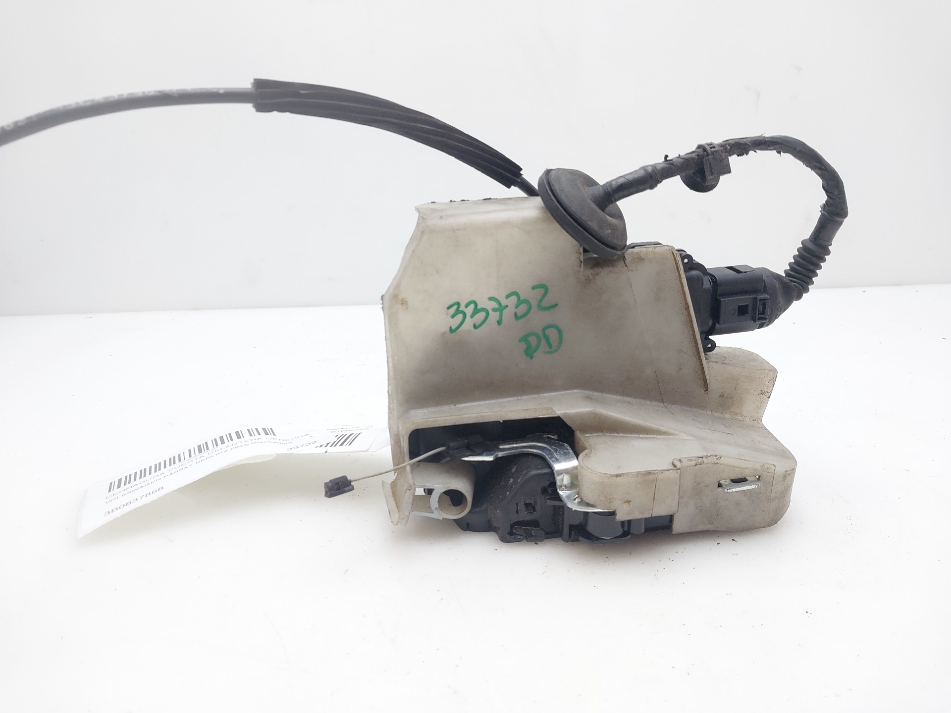 VOLKSWAGEN Passat B5 (1996-2005) Front Right Door Lock 3B0837868 23372344