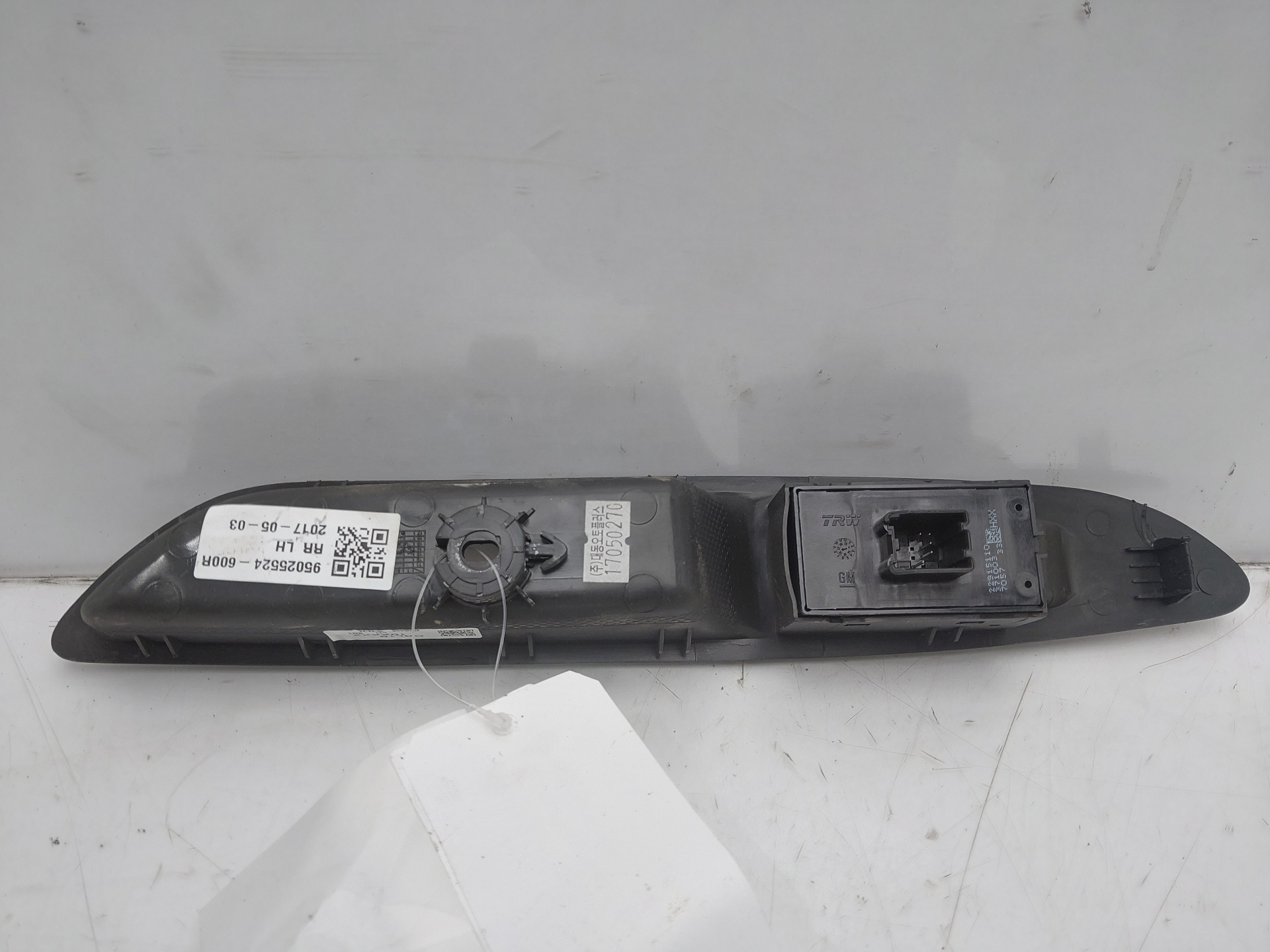 OPEL Mokka 1 generation (2012-2015) Rear Right Door Window Control Switch 95025524600R, 62.476KM, 5PUERTAS 21618287