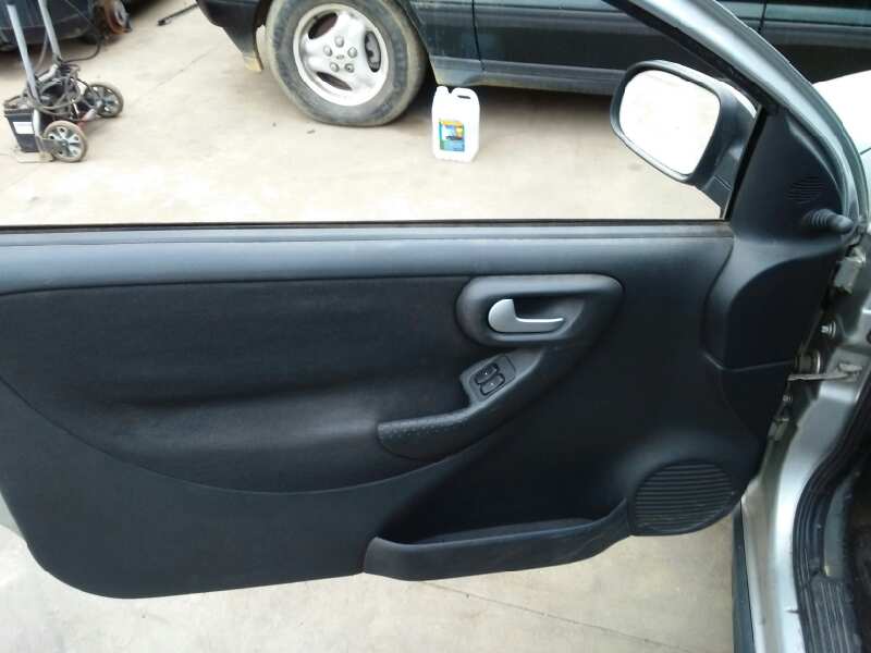 OPEL Corsa C (2000-2006) Priekinių dešinių durų stiklo pakelėjas 13173068 20167786