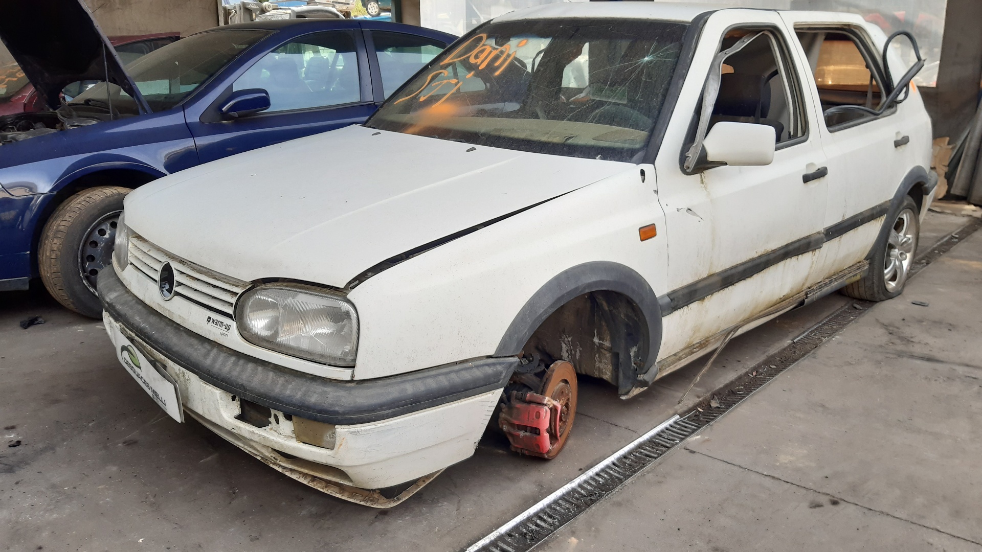 VOLKSWAGEN Golf 3 generation (1991-1998) Зеркало передней левой двери NVE2311 18686766