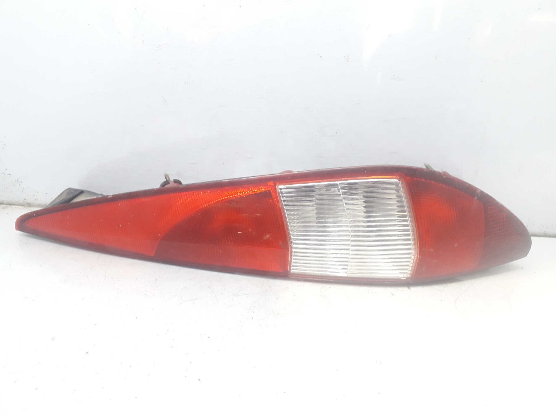 FORD Mondeo 3 generation (2000-2007) Rear Right Taillight Lamp 1S7113404C 22301161