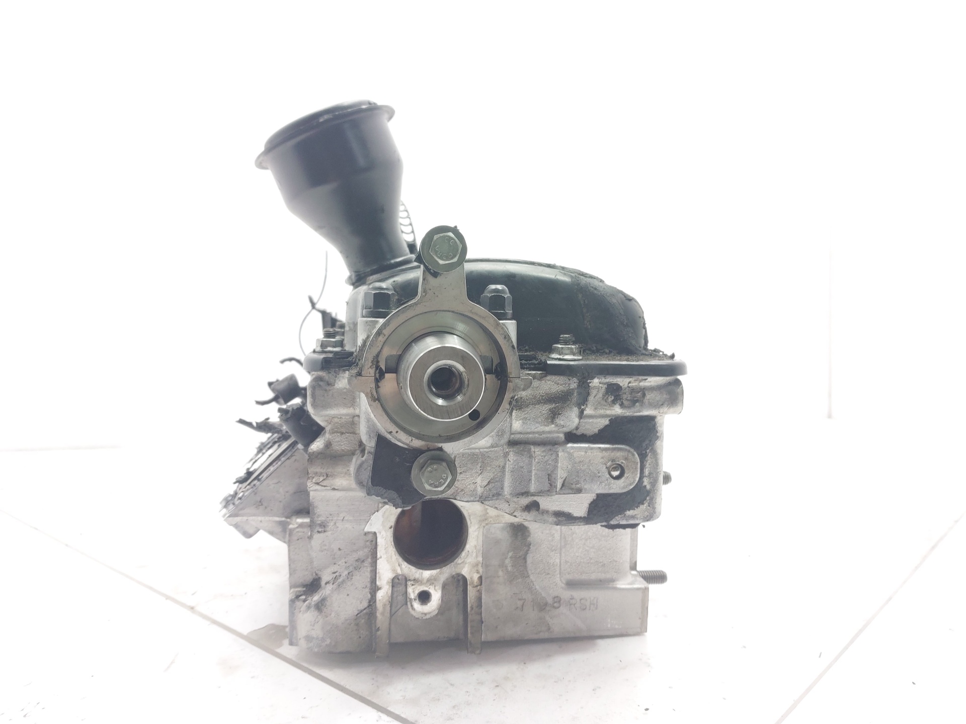 AUDI A6 C5/4B (1997-2004) Engine Cylinder Head 059103266FX 25268879