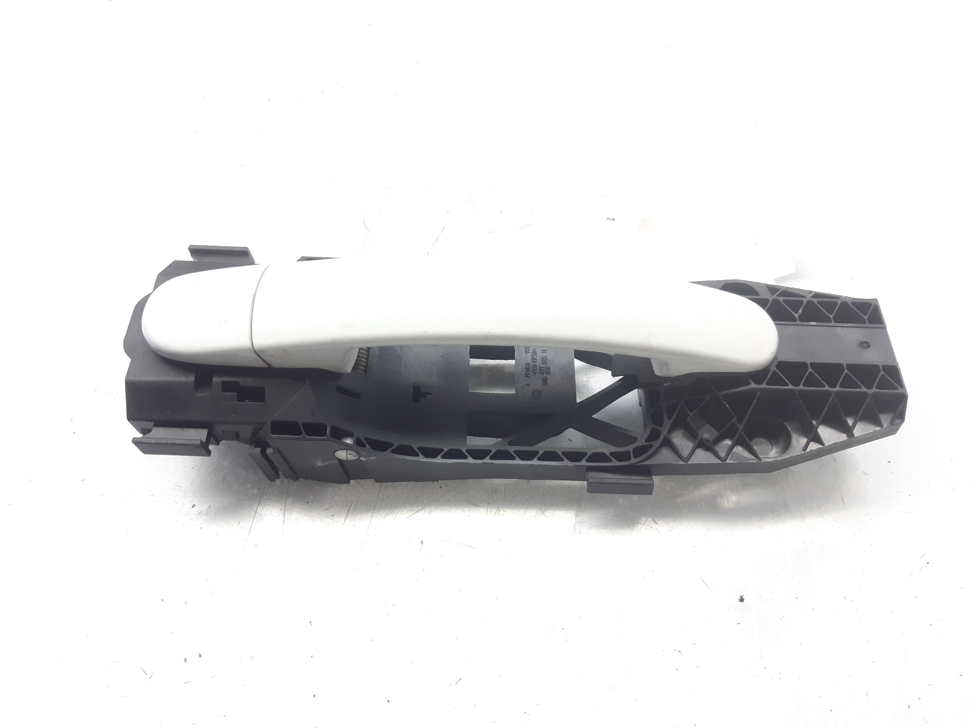 VOLKSWAGEN Jetta 6 generation (2010-2018) Наружная ручка передней правой двери 5N0837205MGRU 18654037