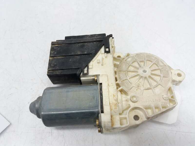 SEAT Cordoba 2 generation (1999-2009) Front Right Door Window Control Motor 6Q2959801AFKZ 20173702