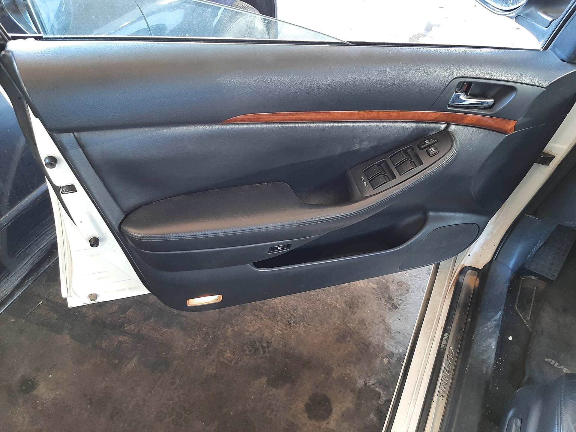 TOYOTA Avensis 2 generation (2002-2009) Зеркало передней правой двери 8790105100 25224161