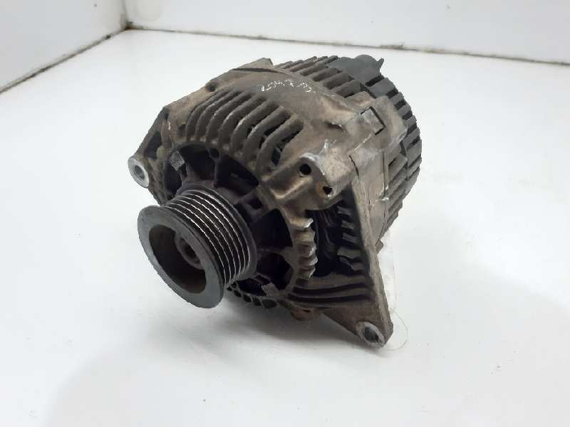 RENAULT Megane 2 generation (2002-2012) Alternator 7700857073 18520249