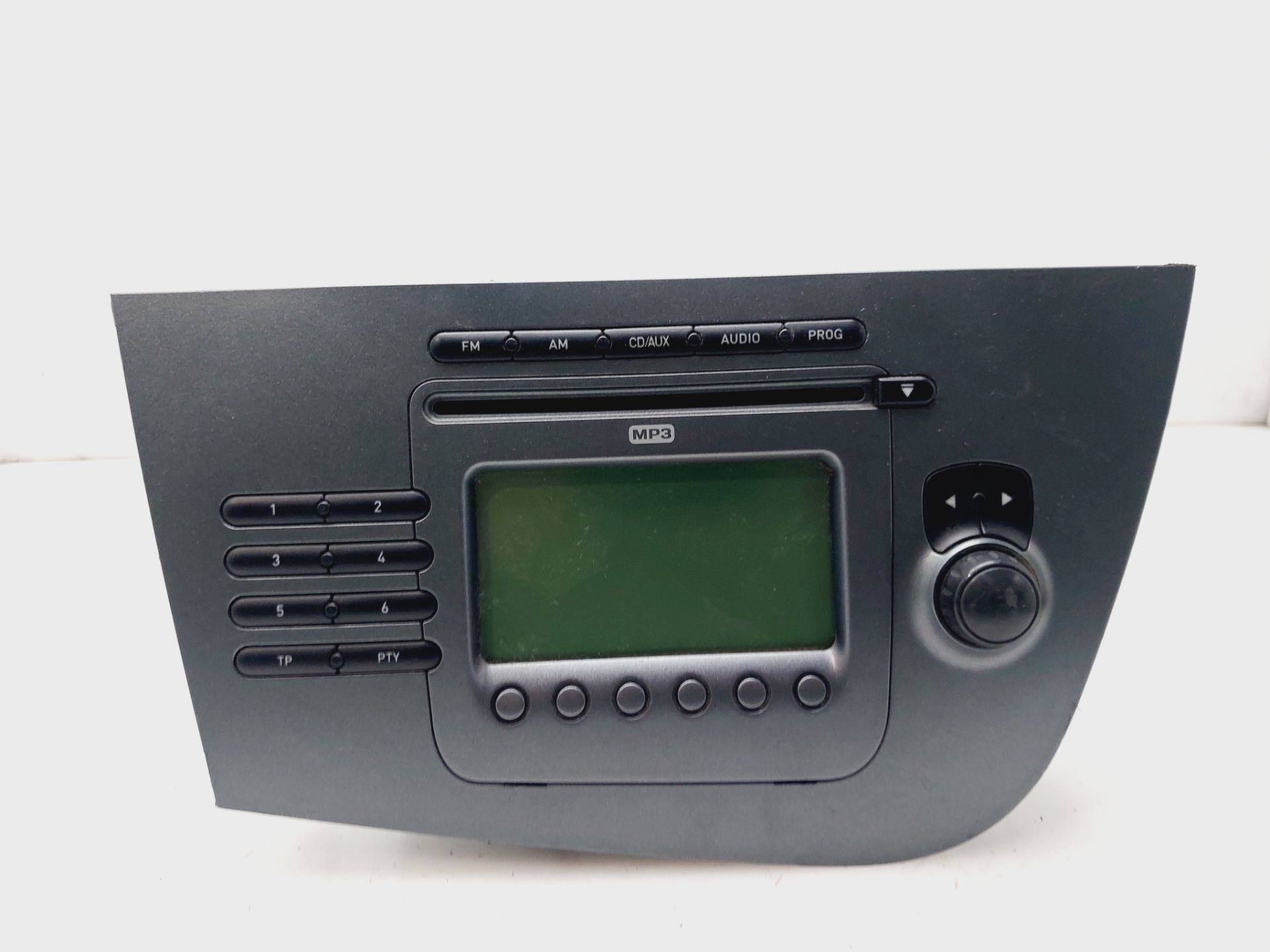 SEAT Leon 2 generation (2005-2012) Music Player Without GPS 1P1035186B 27408145