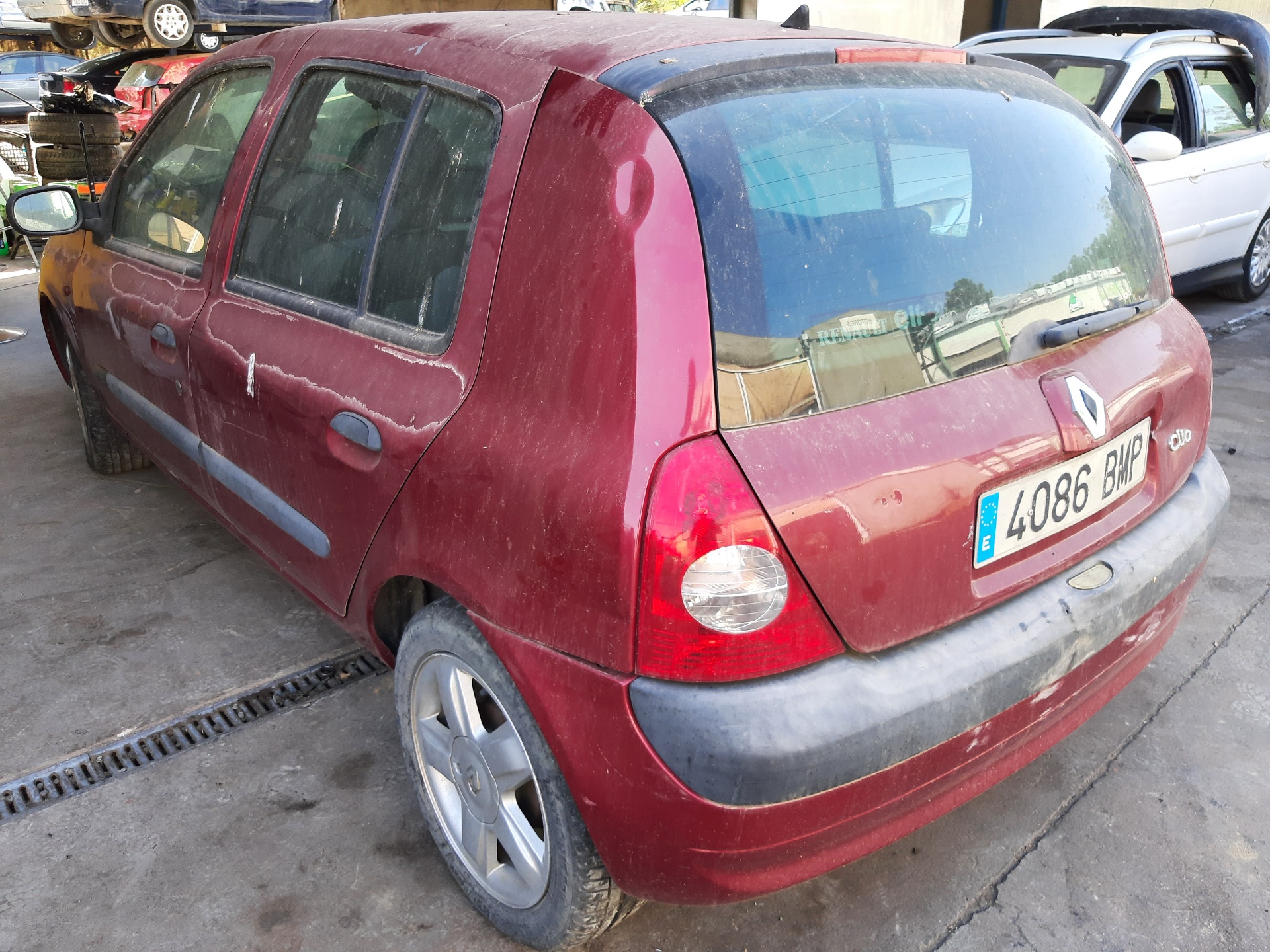 RENAULT Clio 2 generation (1998-2013) Левая противотуманка переднего бампера 8200002469 18801793