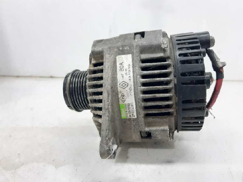 RENAULT Megane 1 generation (1995-2003) Alternator 7700431943 24004457