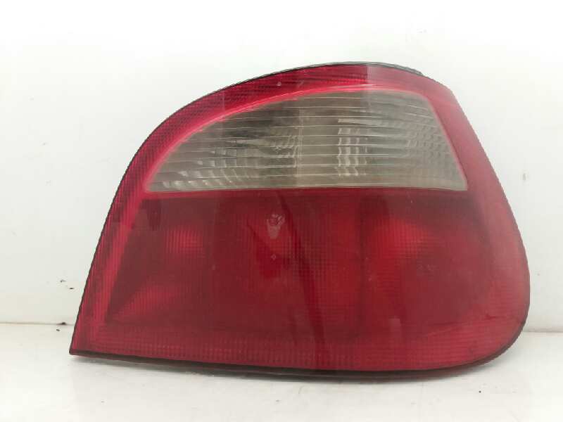 RENAULT Megane 1 generation (1995-2003) Galinis dešinys žibintas 7701040646 24080875