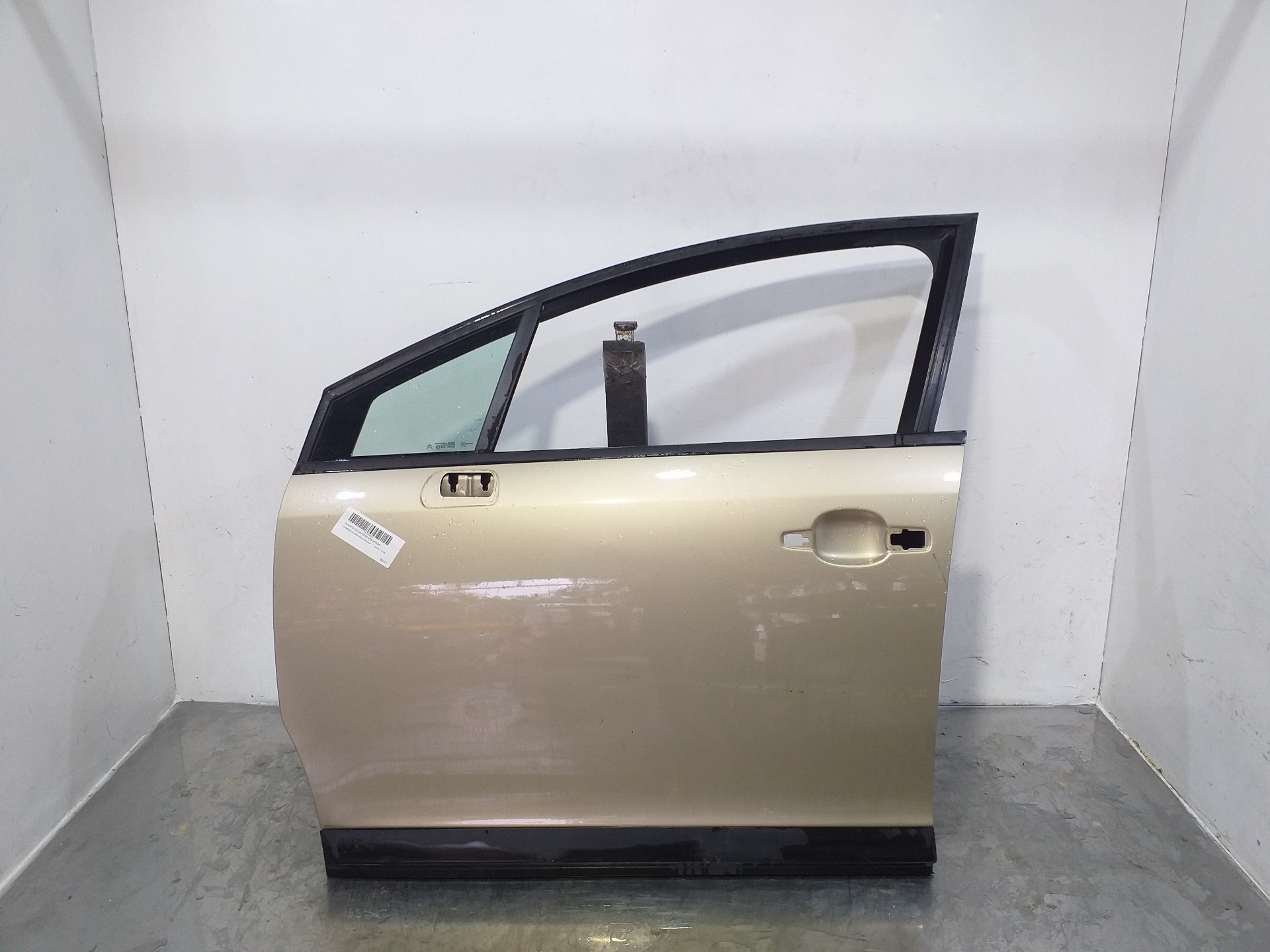 CITROËN C4 1 generation (2004-2011) Priekšējās kreisās durvis 9002W0 23804579