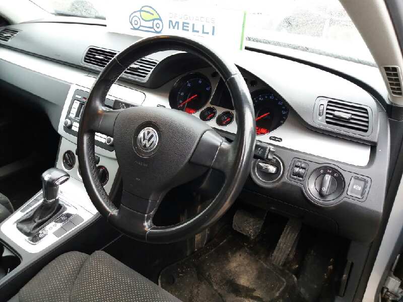 VOLKSWAGEN Passat B6 (2005-2010) Galinės kairės durys 3C5833055H 22036705