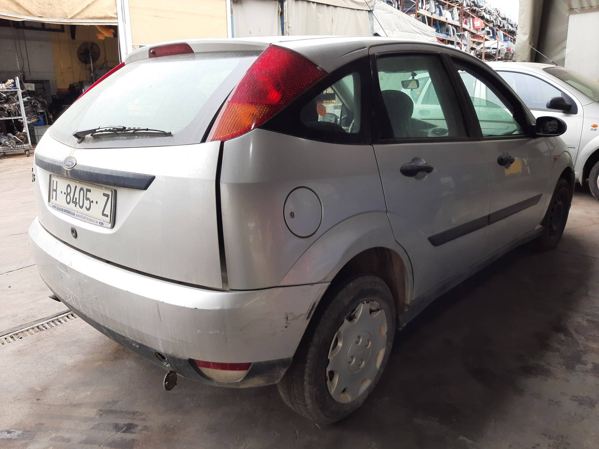 FORD Focus 1 generation (1998-2010) Решетка радиатора 98AB8200A 23091795