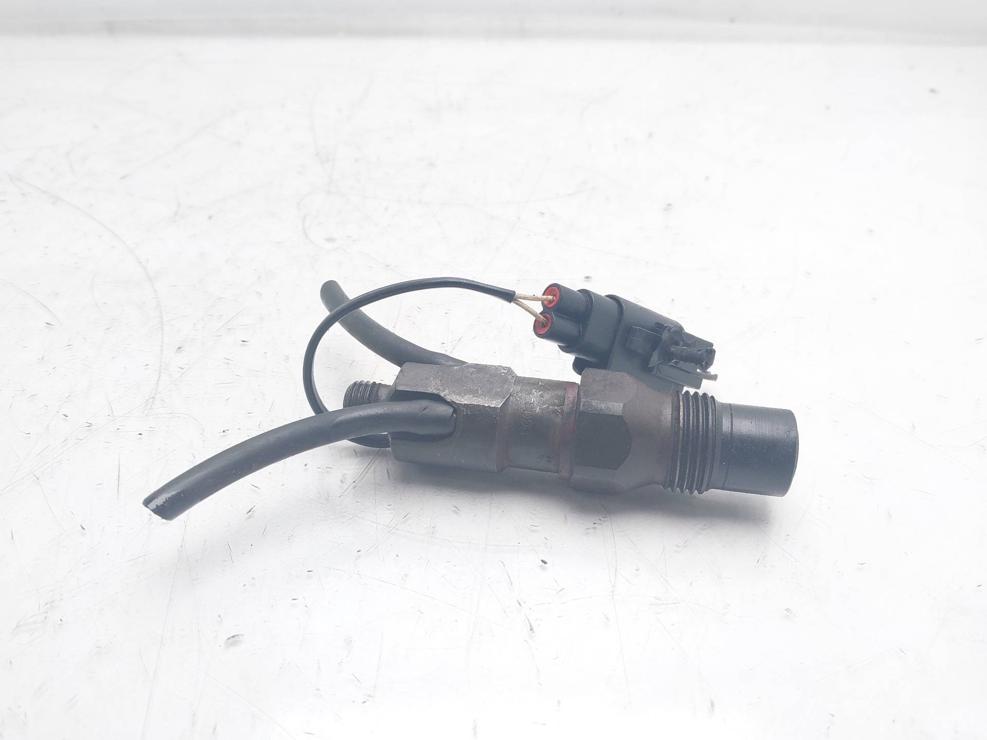 FORD Mondeo 1 generation (1993-1996) Fuel Injector LDC008R01AA2 25017815