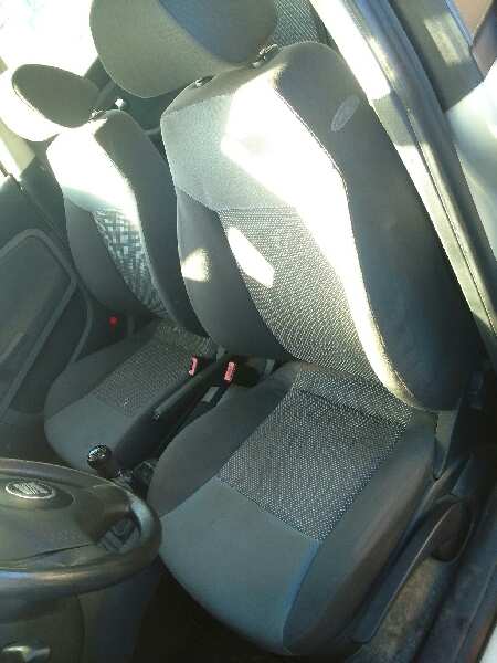 SEAT Cordoba 2 generation (1999-2009) Rear left door window lifter 6L4839751 20167721